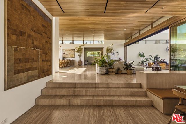 28837 Selfridge Drive, Malibu, CA 90265