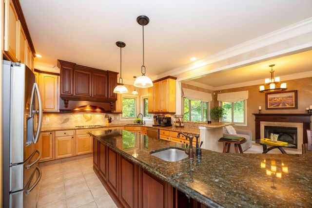 2280 Ivy Hill Drive, Commerce Twp, MI 48382