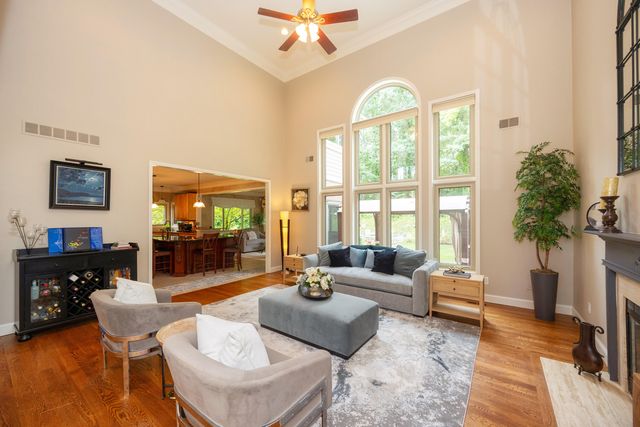 2280 Ivy Hill Drive, Commerce Twp, MI 48382