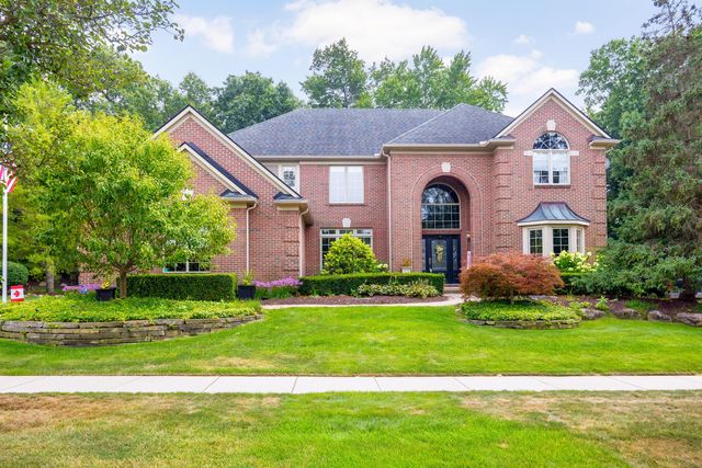 2280 Ivy Hill Drive, Commerce Twp, MI 48382