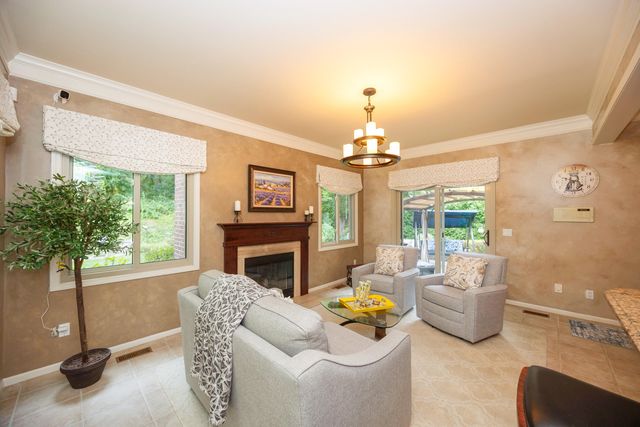 2280 Ivy Hill Drive, Commerce Twp, MI 48382