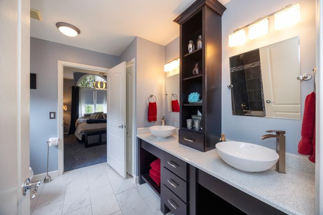 2280 Ivy Hill Drive, Commerce Twp, MI 48382