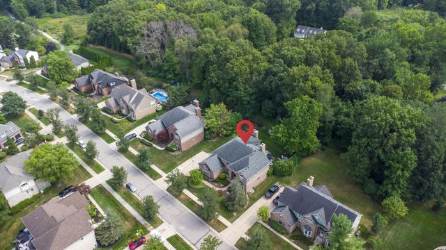2280 Ivy Hill Drive, Commerce Twp, MI 48382