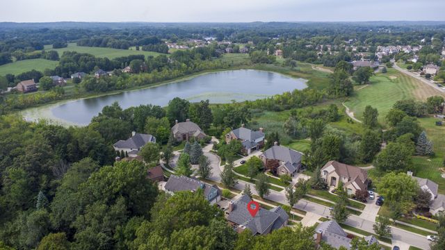 2280 Ivy Hill Drive, Commerce Twp, MI 48382