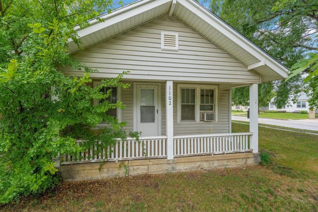 1102 W 17th, Wichita, KS 67203