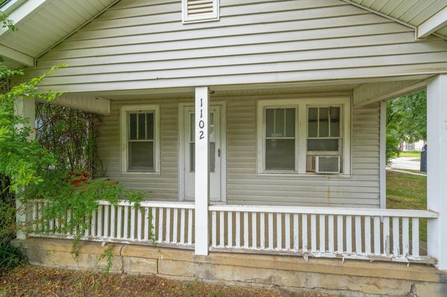 1102 W 17th, Wichita, KS 67203