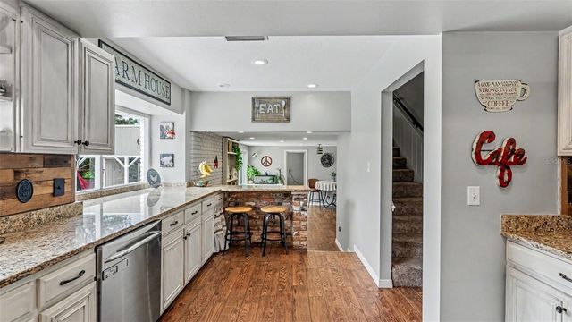 2406 LAKE ELLA ROAD, Fruitland Park, FL 34731