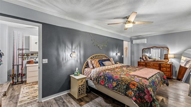 2406 LAKE ELLA ROAD, Fruitland Park, FL 34731