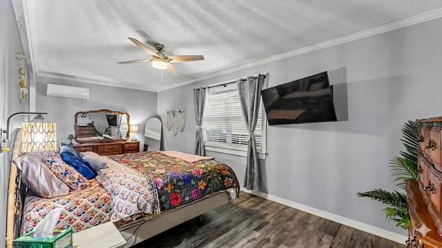 2406 LAKE ELLA ROAD, Fruitland Park, FL 34731