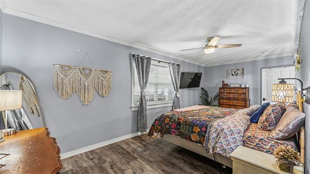 2406 LAKE ELLA ROAD, Fruitland Park, FL 34731