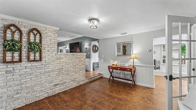 2406 LAKE ELLA ROAD, Fruitland Park, FL 34731
