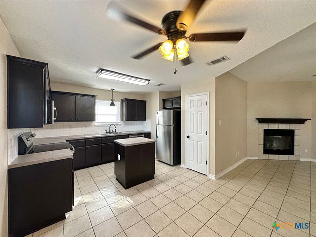 1301 Marlee Circle, Copperas Cove, TX 76522