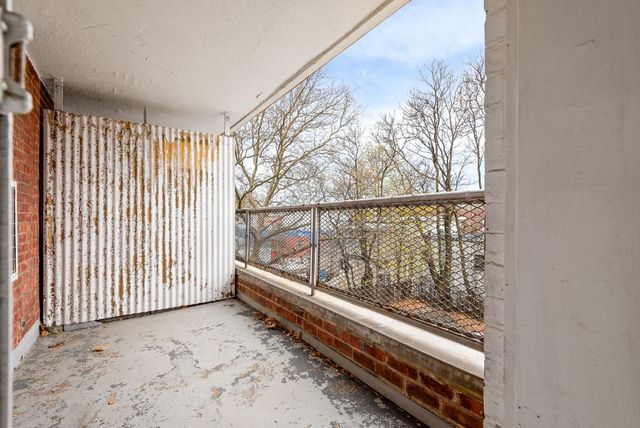 6011 Broadway Apt 3C, New York City, NY 11377