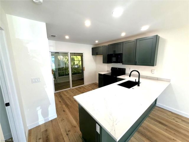 761 W Elkcam CIR # A101, Marco Island, FL 34145