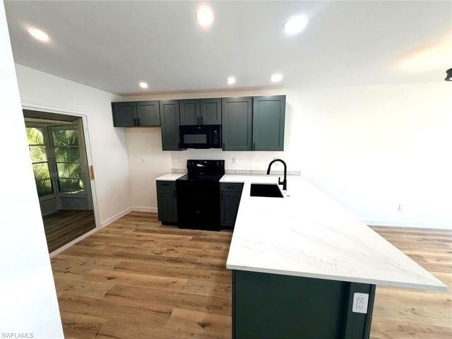 761 W Elkcam CIR # A101, Marco Island, FL 34145