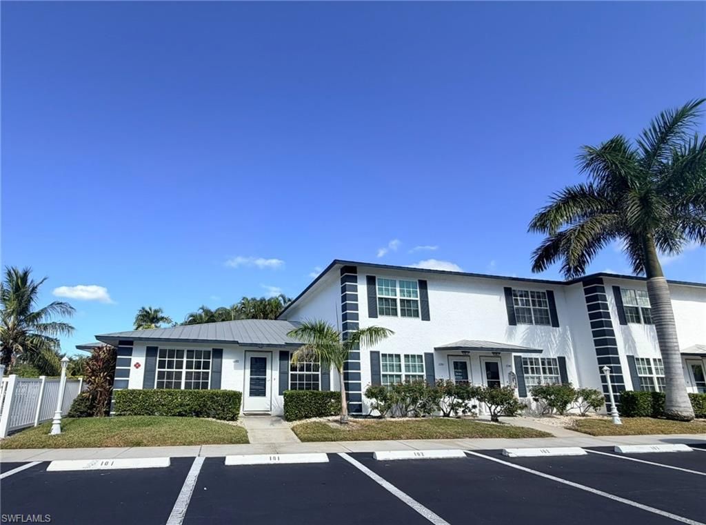 761 W Elkcam CIR # A101, Marco Island, FL 34145