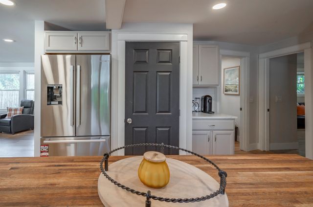 29 Shore Drive, Goffstown, NH 03045