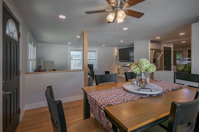 29 Shore Drive, Goffstown, NH 03045