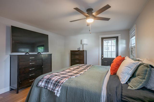 29 Shore Drive, Goffstown, NH 03045
