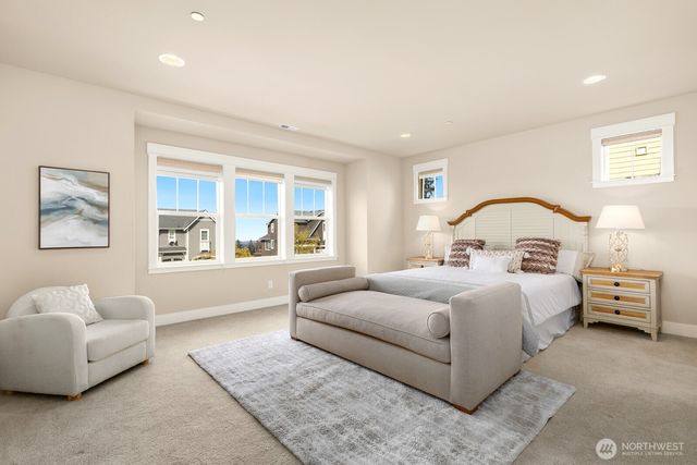 7050 171st Avenue SE, Bellevue, WA 98006