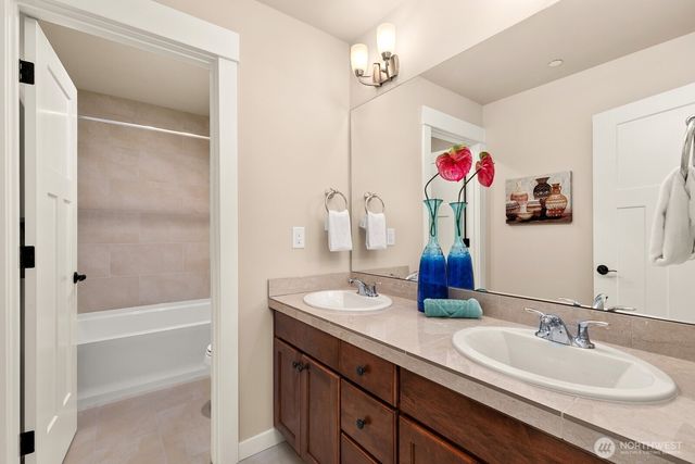 7050 171st Avenue SE, Bellevue, WA 98006