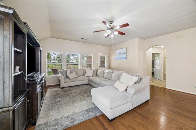 4527 Kenya Manor, Humble, TX 77396