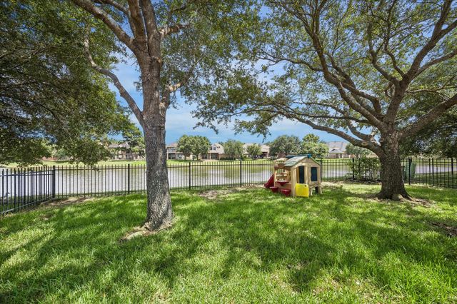 4527 Kenya Manor, Humble, TX 77396