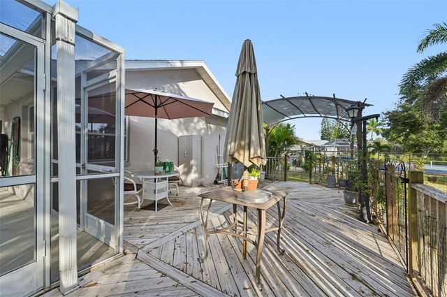 561 VIRIDIAN STREET, Englewood, FL 34223