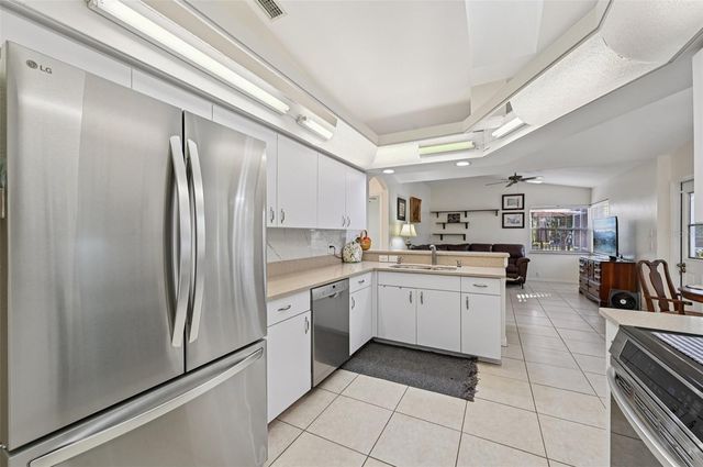 561 VIRIDIAN STREET, Englewood, FL 34223