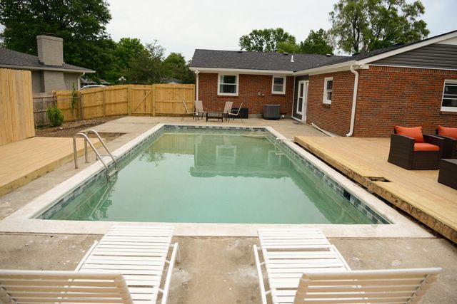 2381 Randolph Court, Lexington, KY 40503