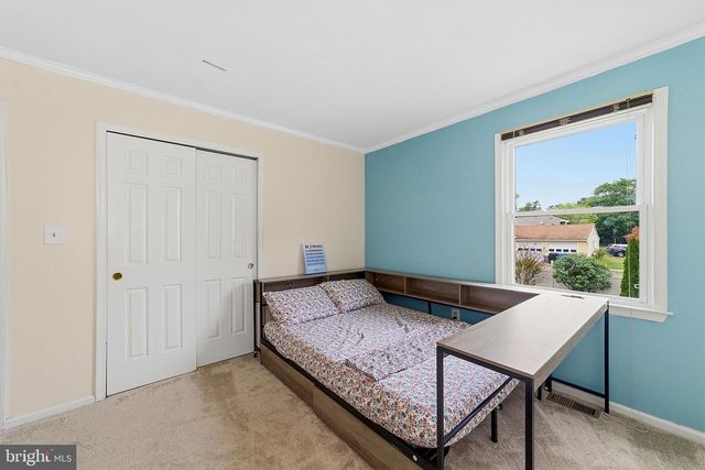 9 TURNER CT, Sewell, NJ 08080
