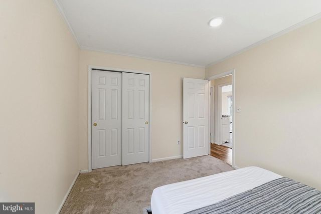 9 TURNER CT, Sewell, NJ 08080