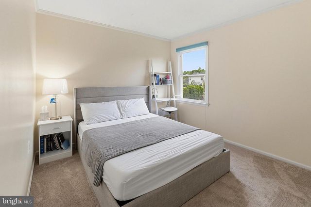 9 TURNER CT, Sewell, NJ 08080