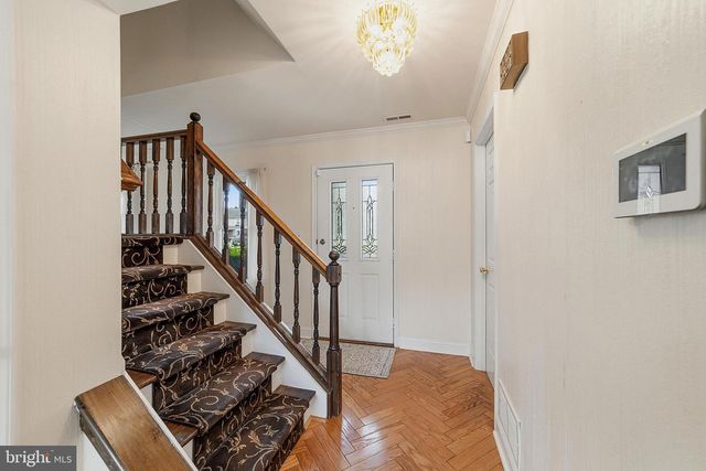 9 TURNER CT, Sewell, NJ 08080