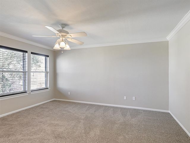 415 Creekmeadow Lane, Lewisville, TX 75067