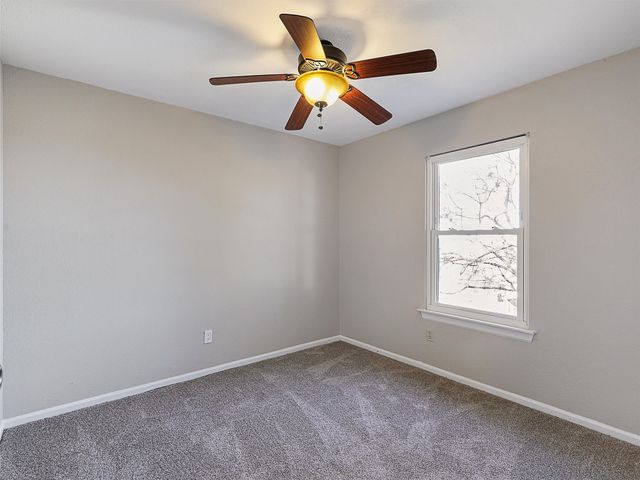 415 Creekmeadow Lane, Lewisville, TX 75067