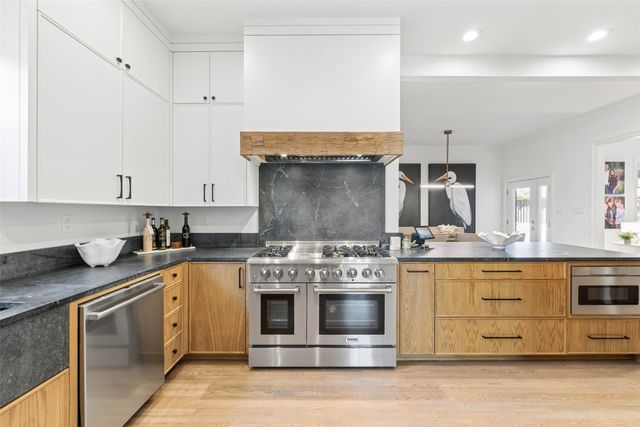 3132 Stanford Avenue, University Park, TX 75225