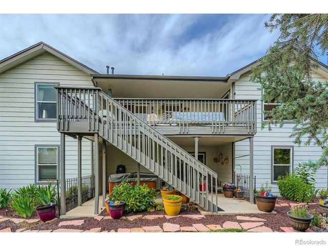 1121 Country Acres Court, Johnstown, CO 80534