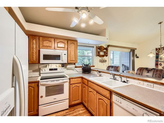 1121 Country Acres Court, Johnstown, CO 80534