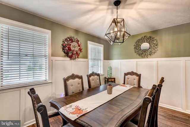 1776 COUNTRY MANOR DR, York, PA 17408