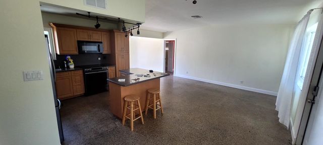 4330 SW 10TH Street, Plantation, FL 33317