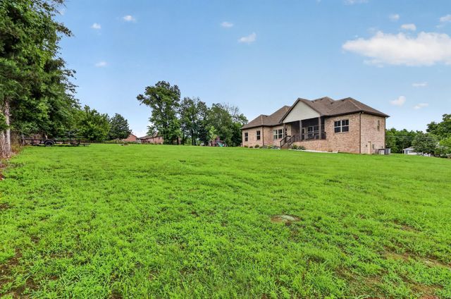 1005 Hiltonwood Blvd, Castalian Springs, TN 37031