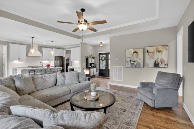 1005 Hiltonwood Blvd, Castalian Springs, TN 37031