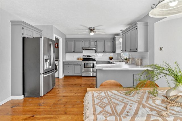 3645 S Ridgecrest Avenue, Springfield, MO 65807