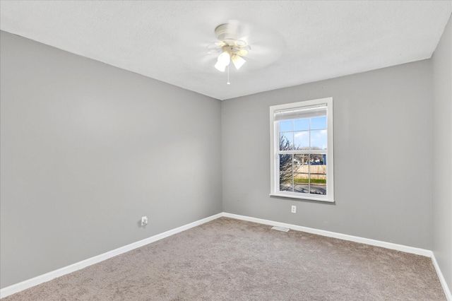 3645 S Ridgecrest Avenue, Springfield, MO 65807