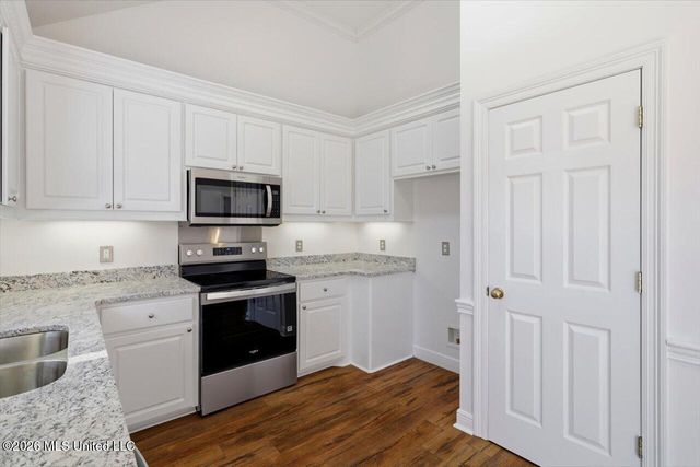 417 Wildberry Circle, Pearl, MS 39208