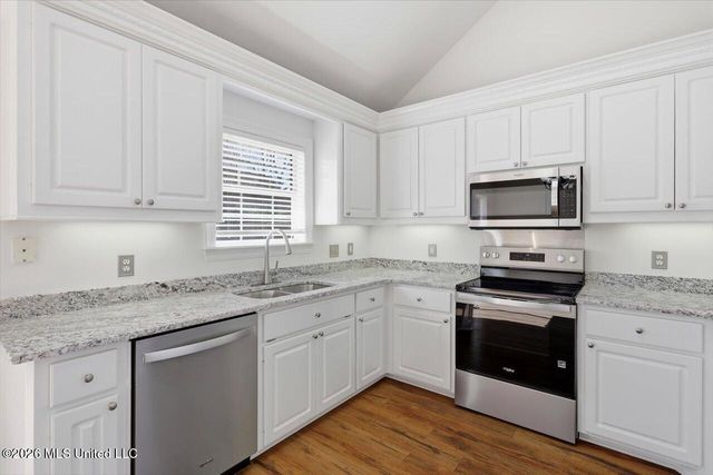 417 Wildberry Circle, Pearl, MS 39208