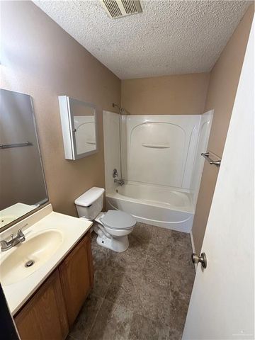 3006 Nogal Street, Hidalgo, TX 78557