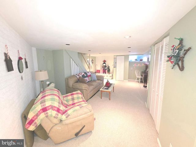 8151 LEON ST, Philadelphia, PA 19136