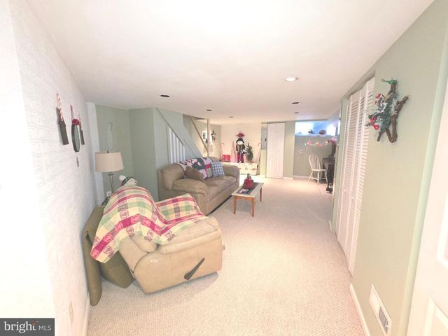 8151 LEON ST, Philadelphia, PA 19136